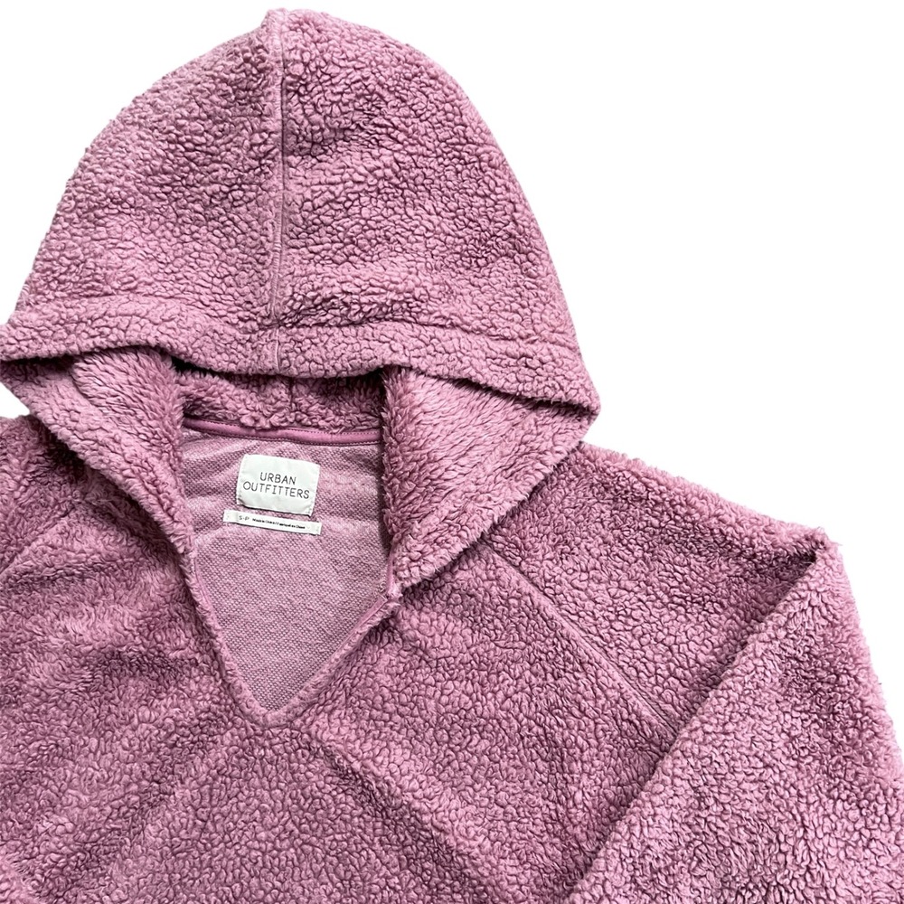 Urban Outfitters Fuzzy Fleece Pullover Hoodie Cropped Sweatshirt Women S‎